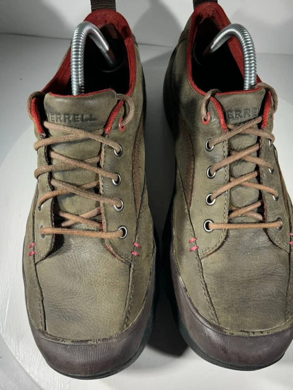 Merrell Loess Trail Hiking Shoes Mens Size 9 Dusty Olive Leather Sneaker Camping